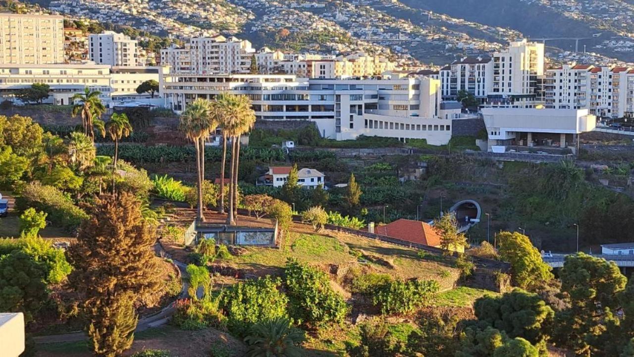 Magnolia Apartment Luxury Apt Great Views Funchal  Buitenkant foto