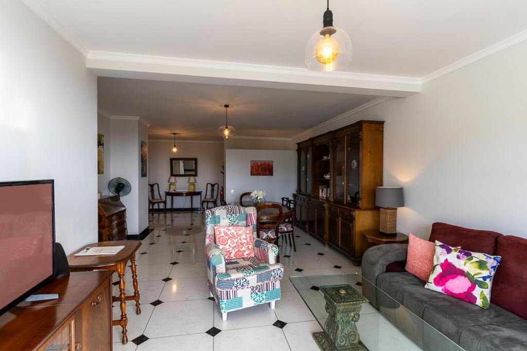 Magnolia Apartment Luxury Apt Great Views Funchal  Buitenkant foto
